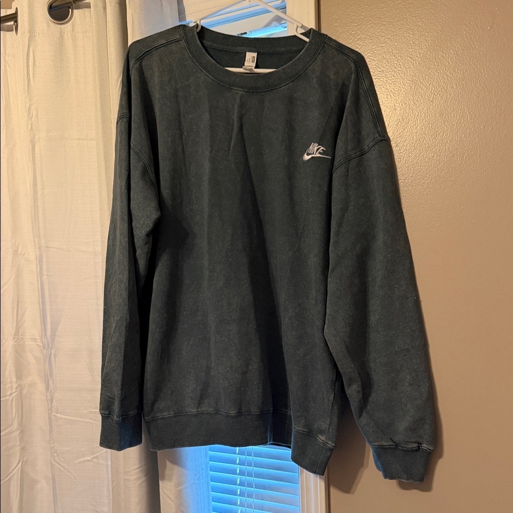 Nike Black Washed Crewneck Sweatshirt with Small Logo
